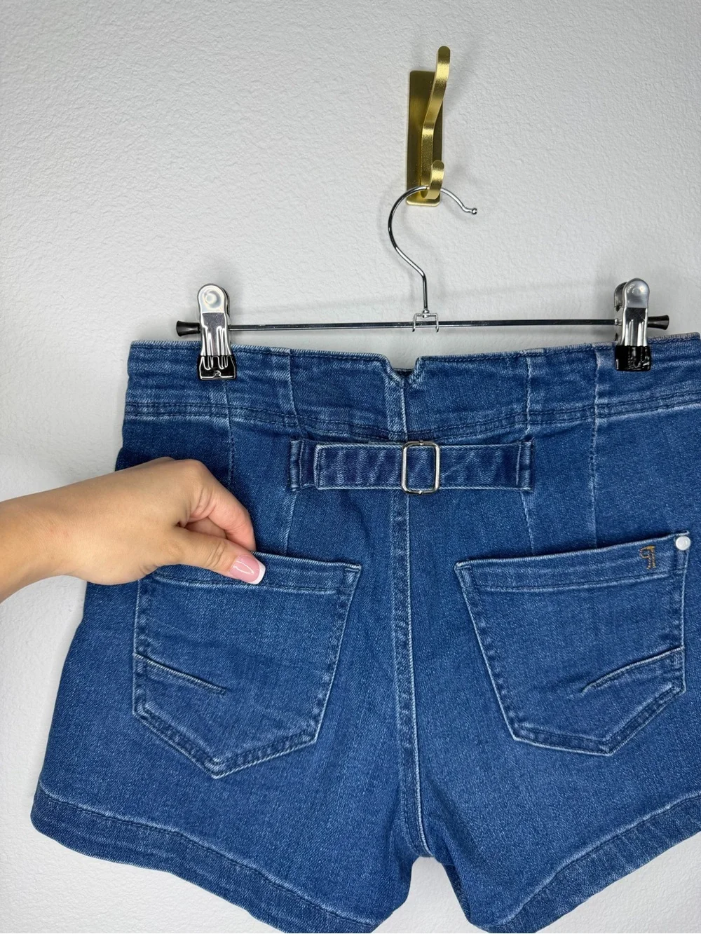 Pilcro Anthropologie Denim Shorts Size 26 Mid Rise Preppy Pockets Elavated Basic - Picture 9 of 11